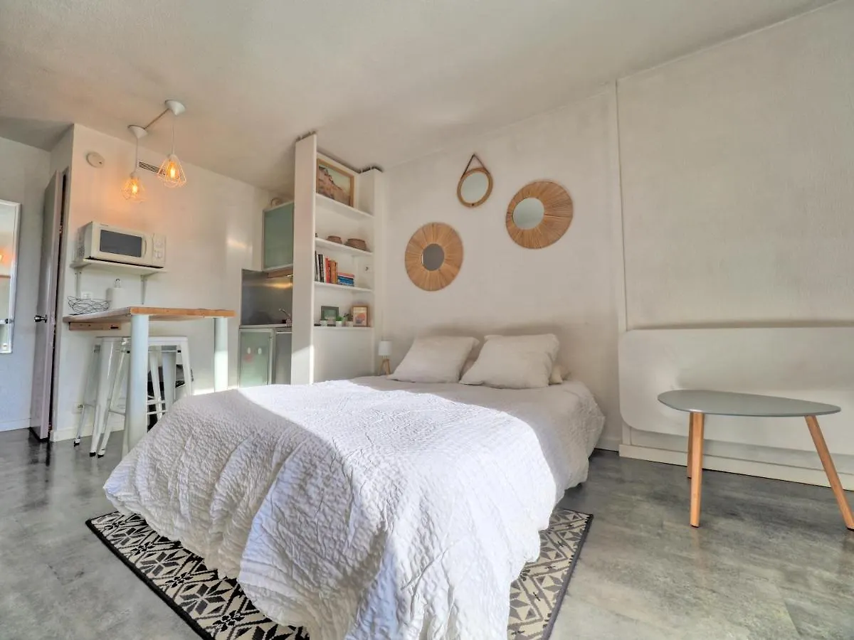 Appartement Bord De Mer Biarritz 0*,  France